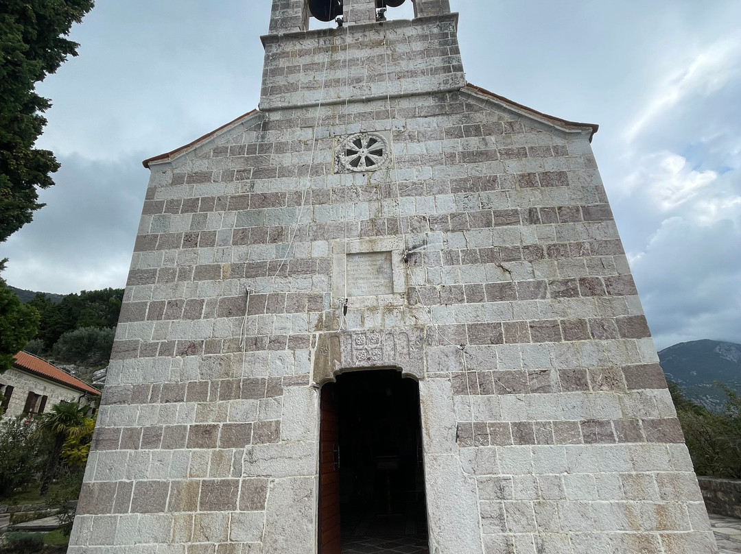 Gradiste monastary-Petrovac必去景点