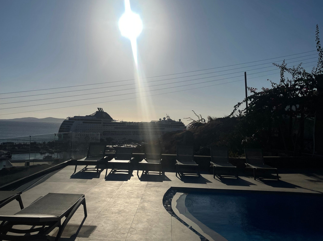 Hotel Paradision主图