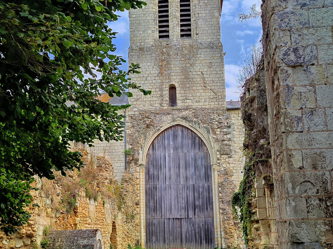 Ancienne abbatiale Notre-Dame-d'Asnières-Cizay-la-Madeleine必去景点