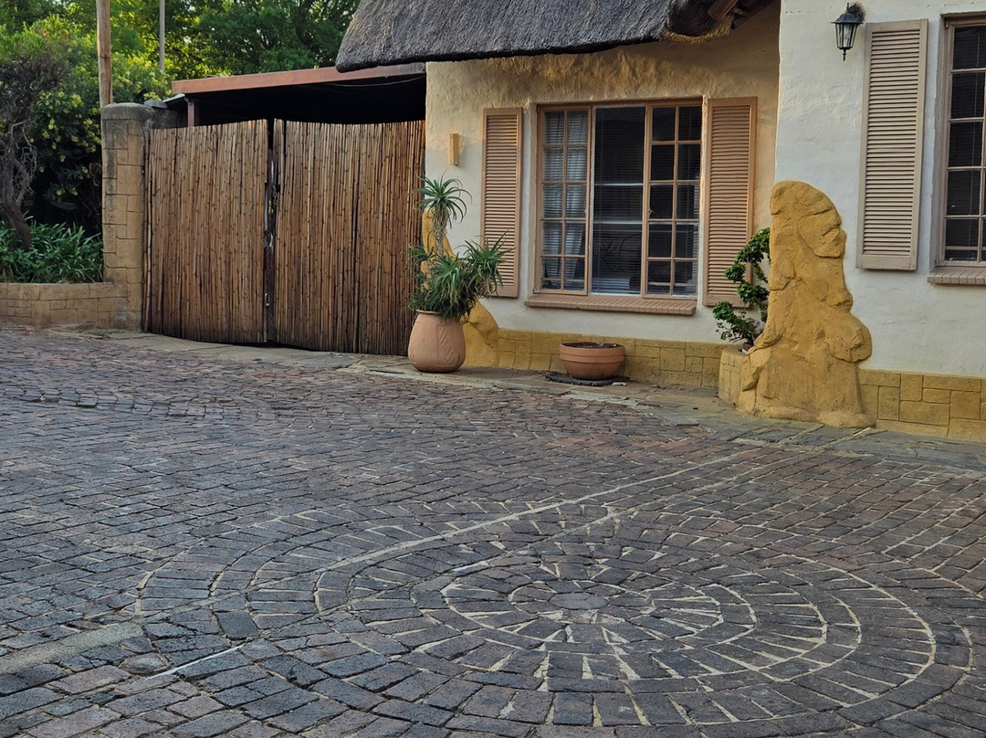 All Over Africa Guest House主图