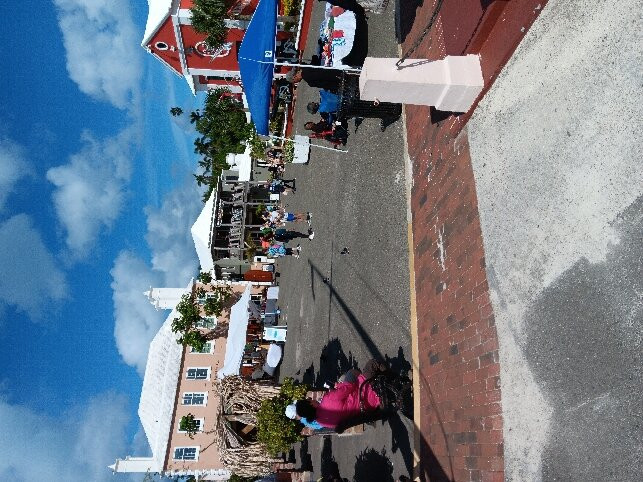 King's Square-圣乔治必去景点