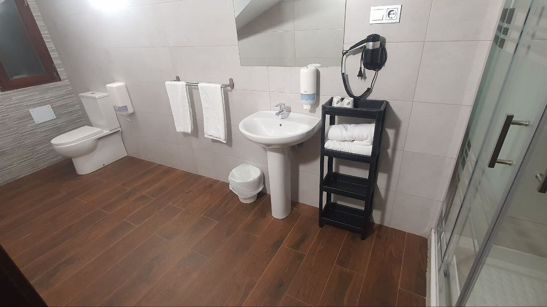 厄乌巴酒店主图