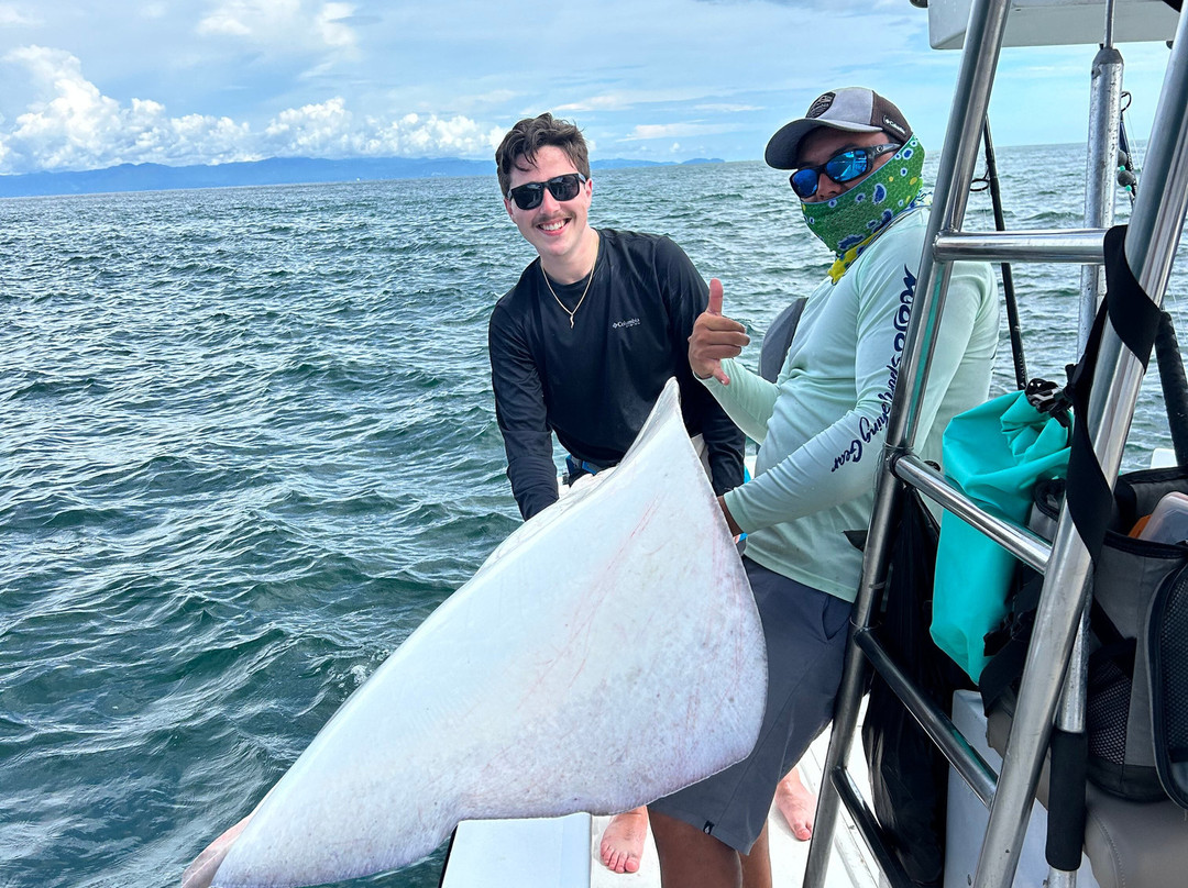 Bahia Rica Fishing and Kayak Lodge主图