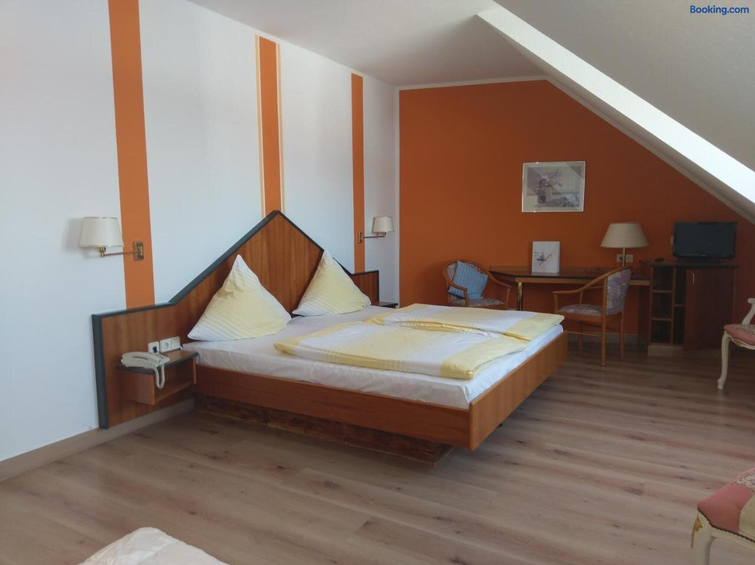 Herbsleben酒店住宿-Hotel Elxleben