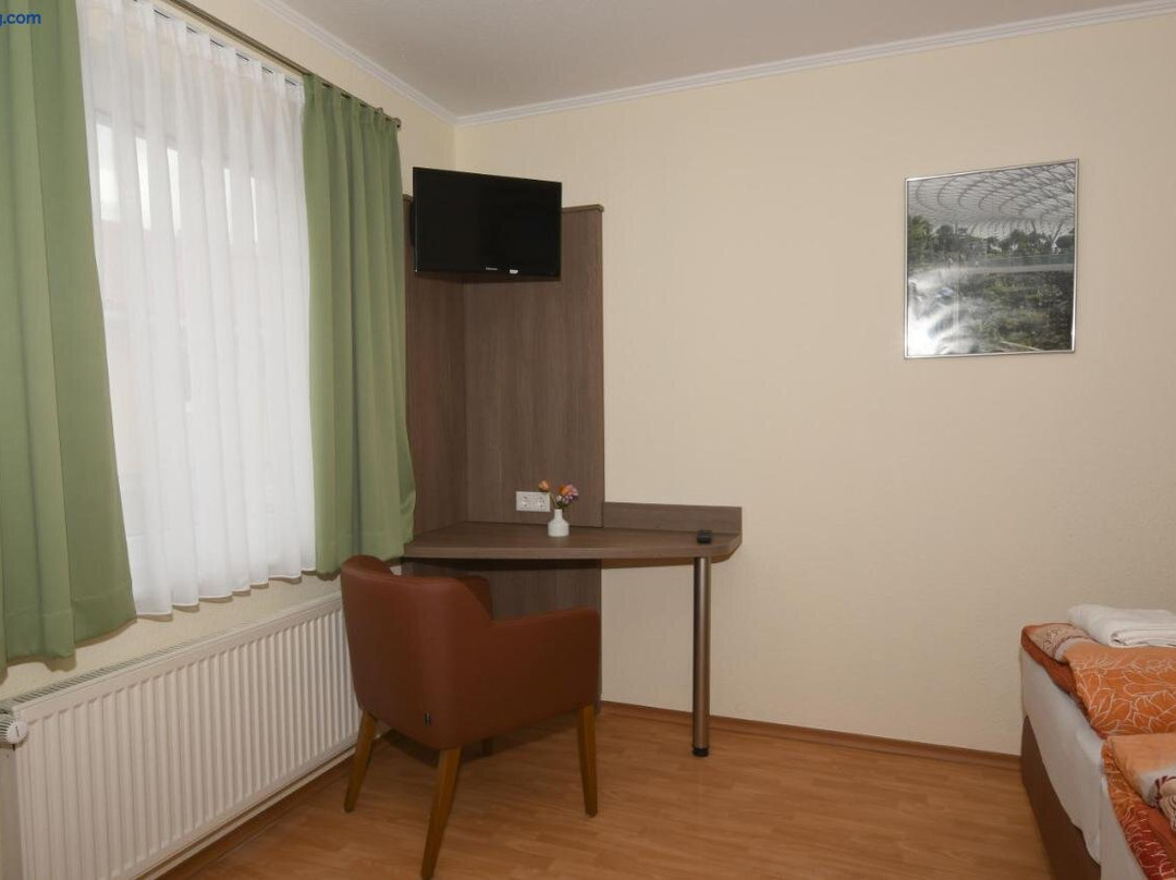 Ellen Hotel