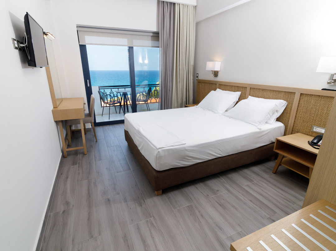 Agrilos酒店住宿-Elegant Beach Hotel
