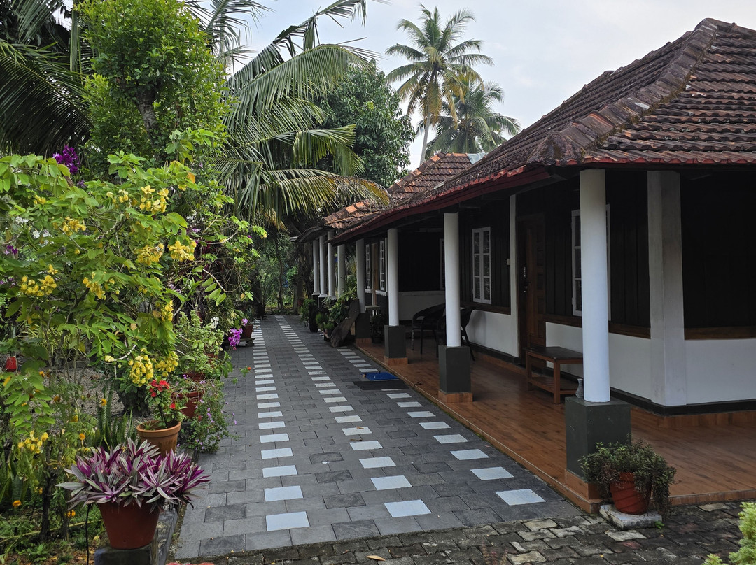 Riverside Retreat主图