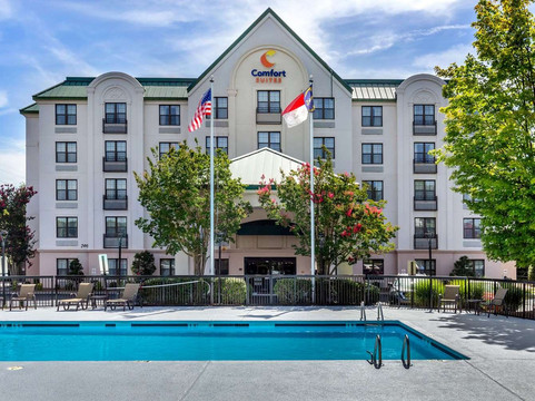 Comfort Suites Hanes Mall主图