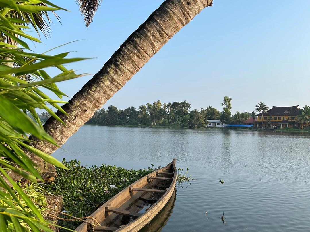 Riverside Retreat主图