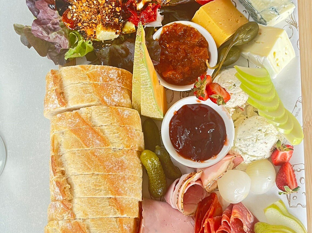 Duckett's Mill Wines and Denmark Farmhouse Cheese景点图片