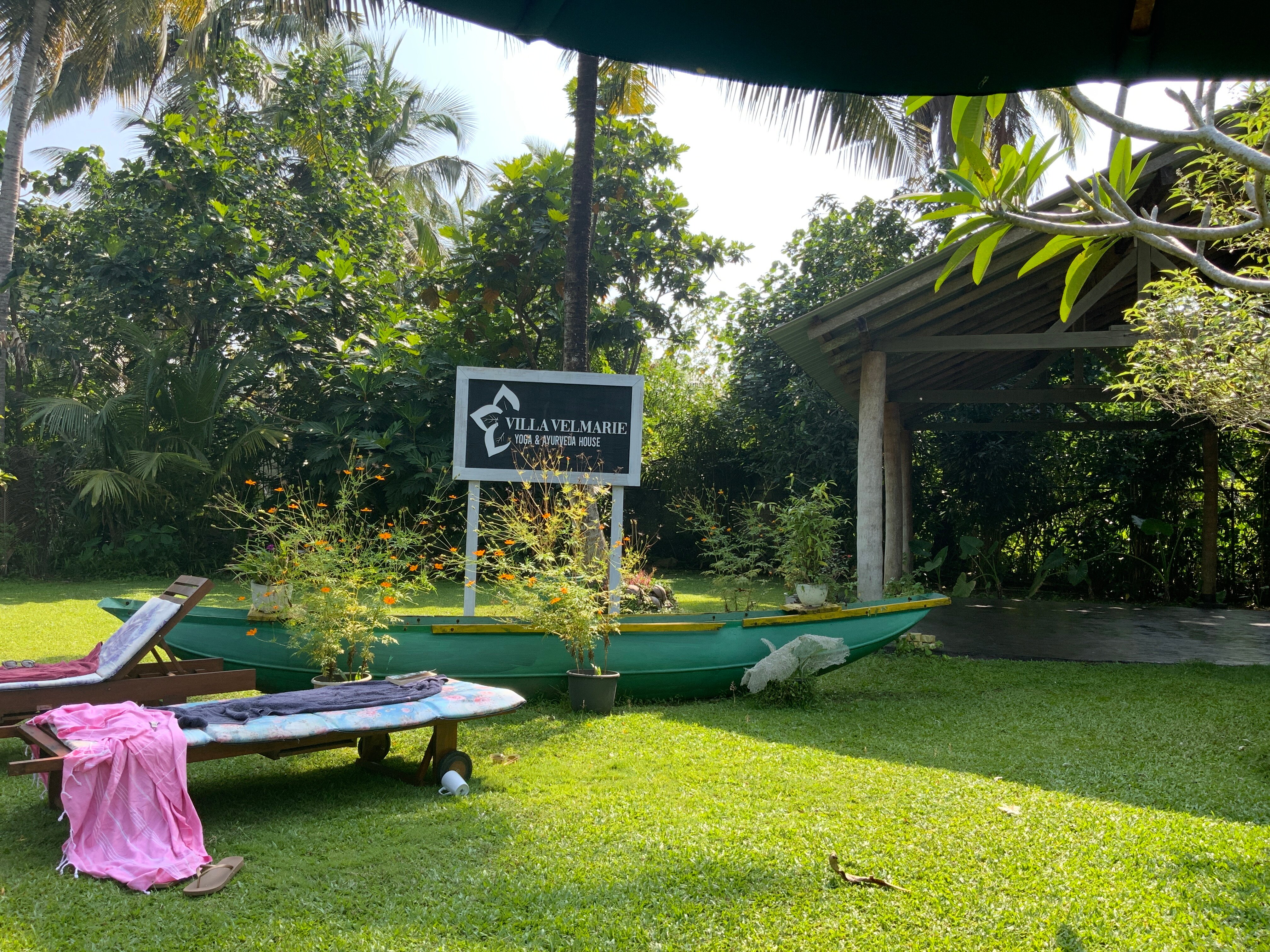 Velmarie Yoga and Ayurveda Retreat-浴室