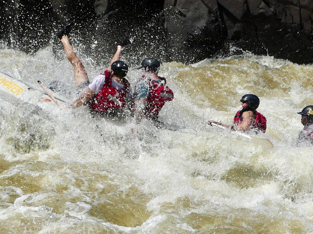 Whitewater Rafting In Victoria Falls With Shearwater景点图片