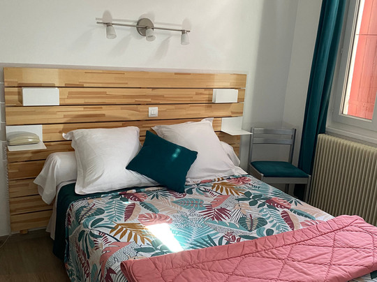 板栗之家酒店主图