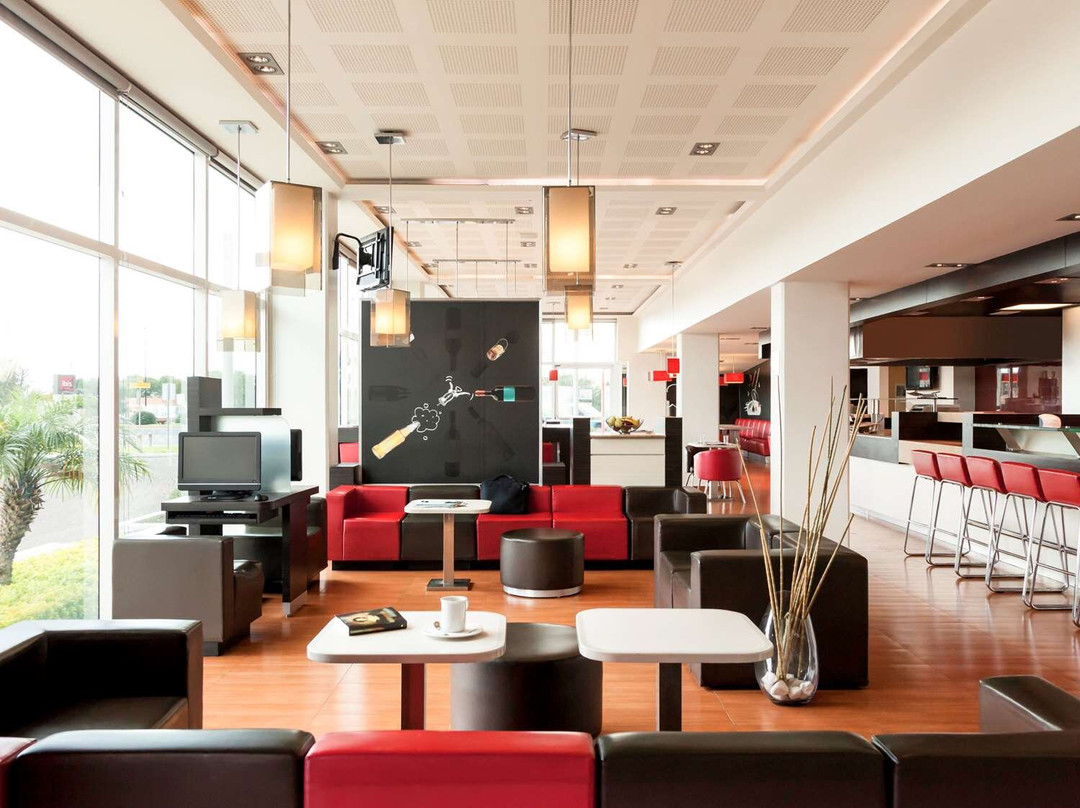 宜必思阿瓜斯卡连特斯北部酒店主图