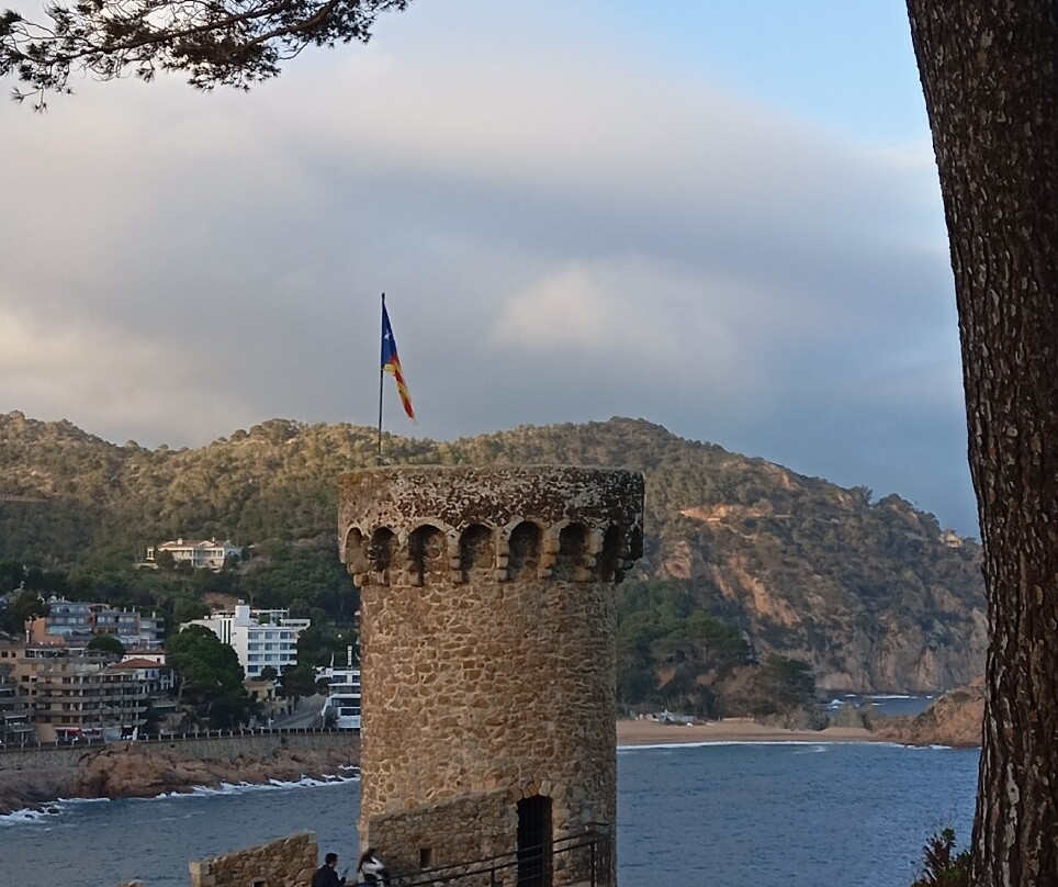 Faro De Tossa Del Mar景点图片