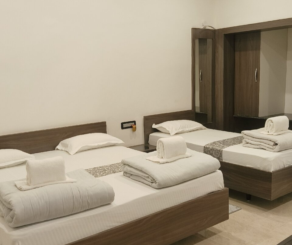 Veerayatan Guest House
