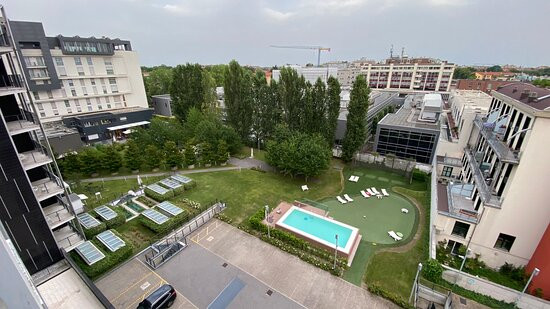 华美达米兰大酒店主图