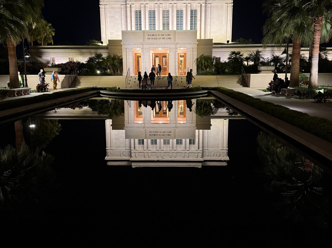 Mesa Arizona Temple Visitors' Center景点图片