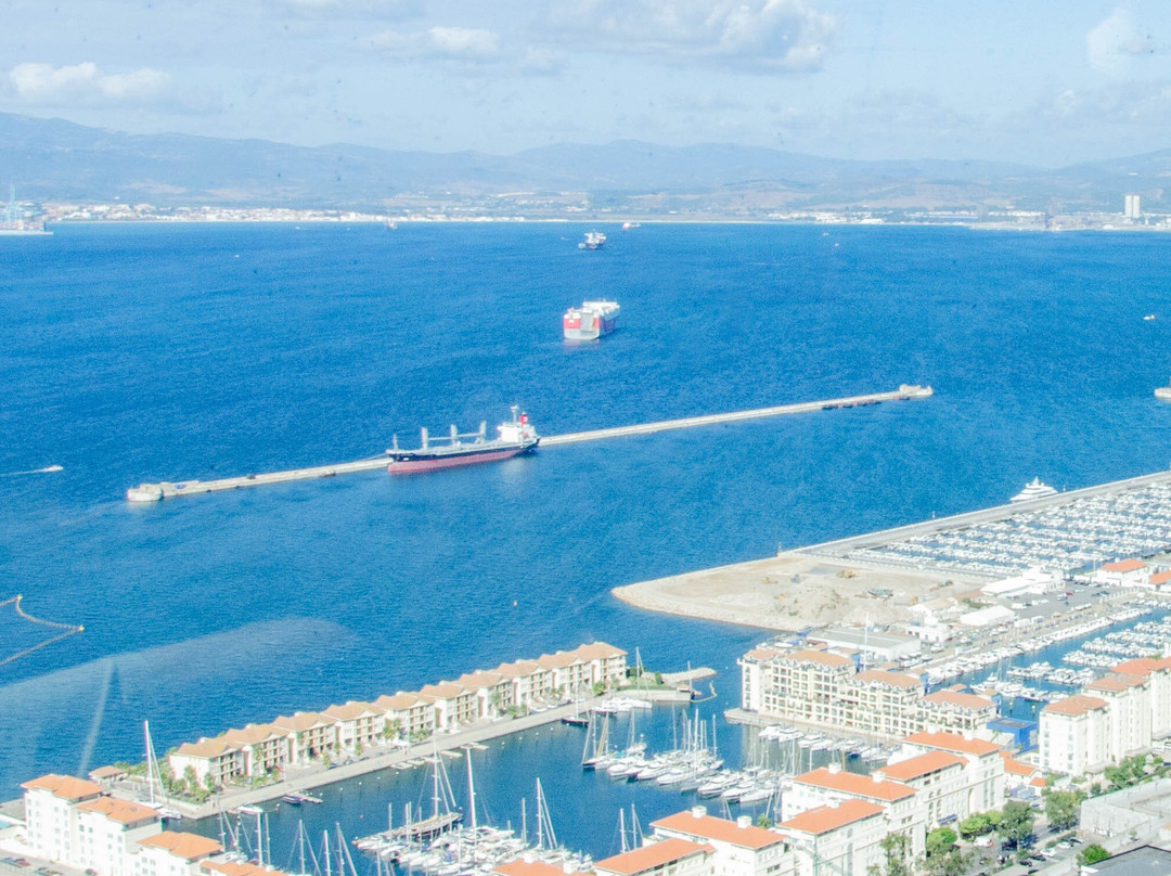Detached Mole-Gibraltar Town必去景点
