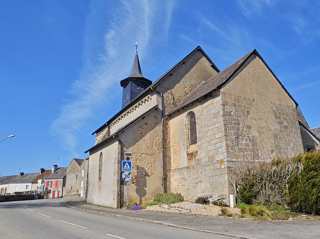 Église Saint-Laurent de Saint-Priest-la-Feuille景点图片