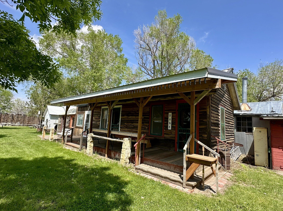 Dobby's Frontier Town-Alliance必去景点