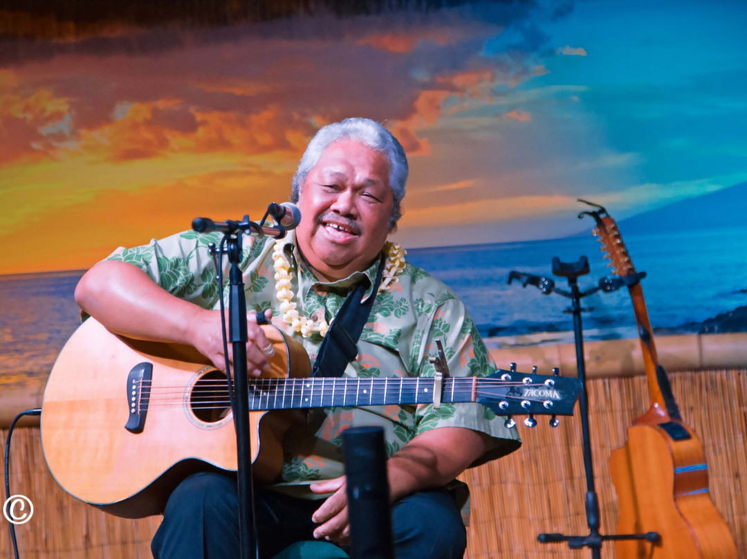 举办夏威夷滑音吉他表演-拉海纳必去景点