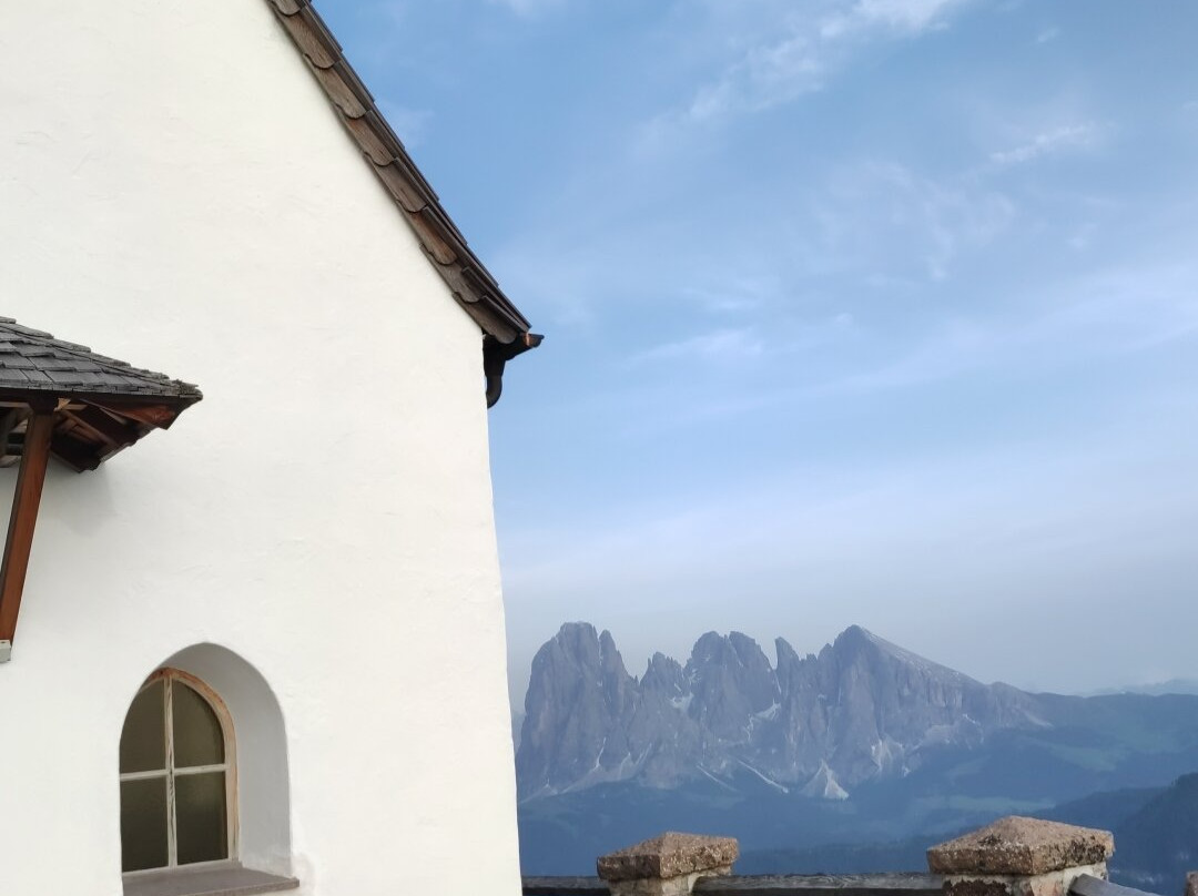 Capella Santa Croce del Resciesa景点图片