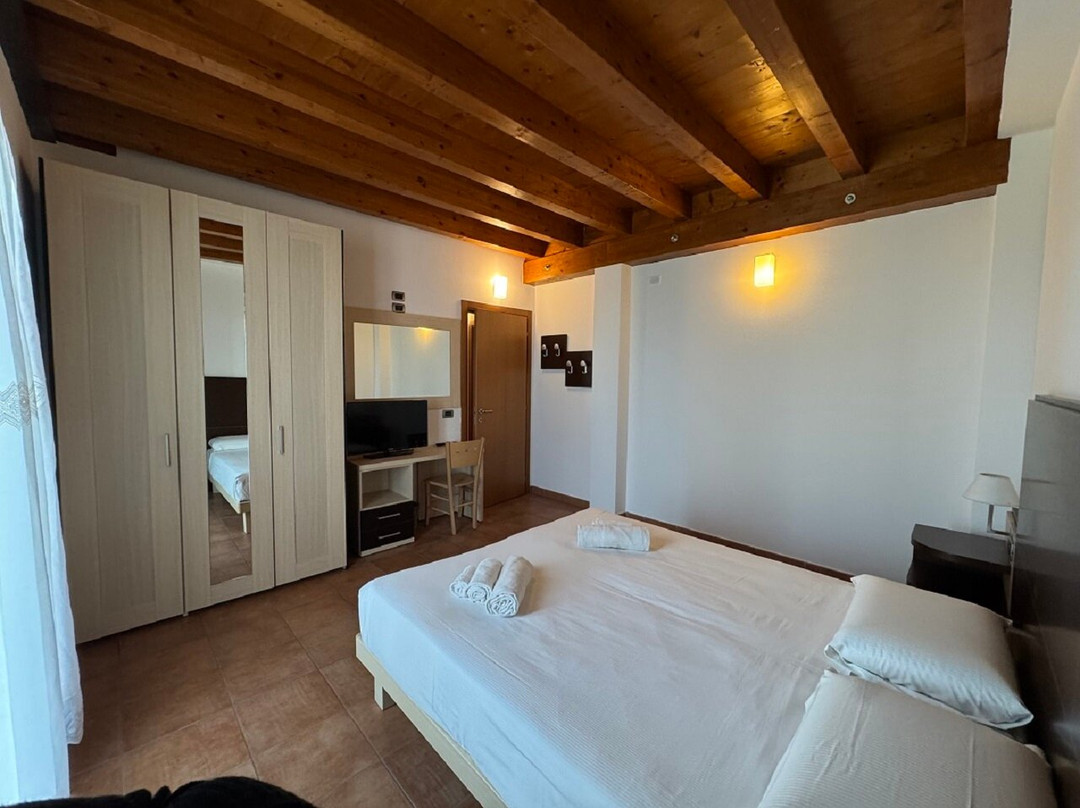Kairos Garda Hotel主图