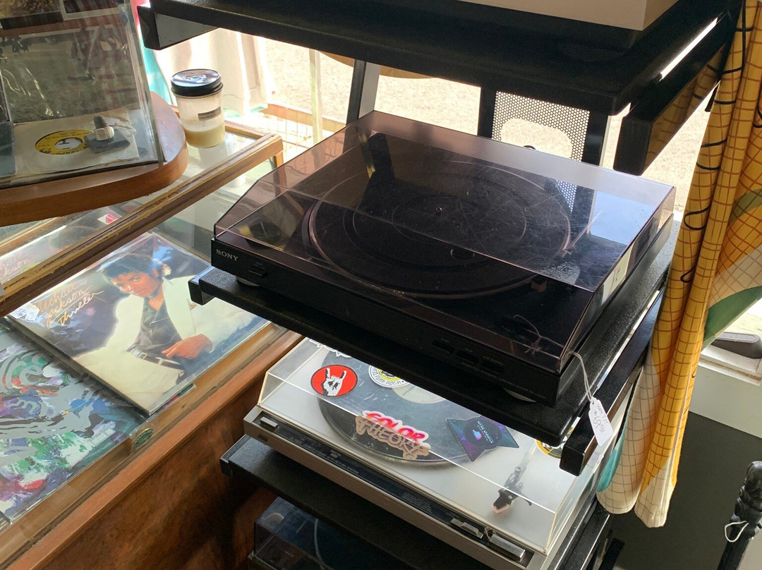The Groove Vinyl And Vintage-Canton必去景点