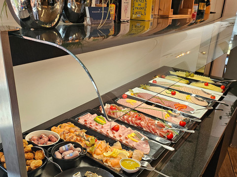 哈根餐厅酒店主图