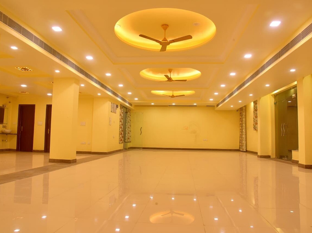 Jeenmount Hotel主图