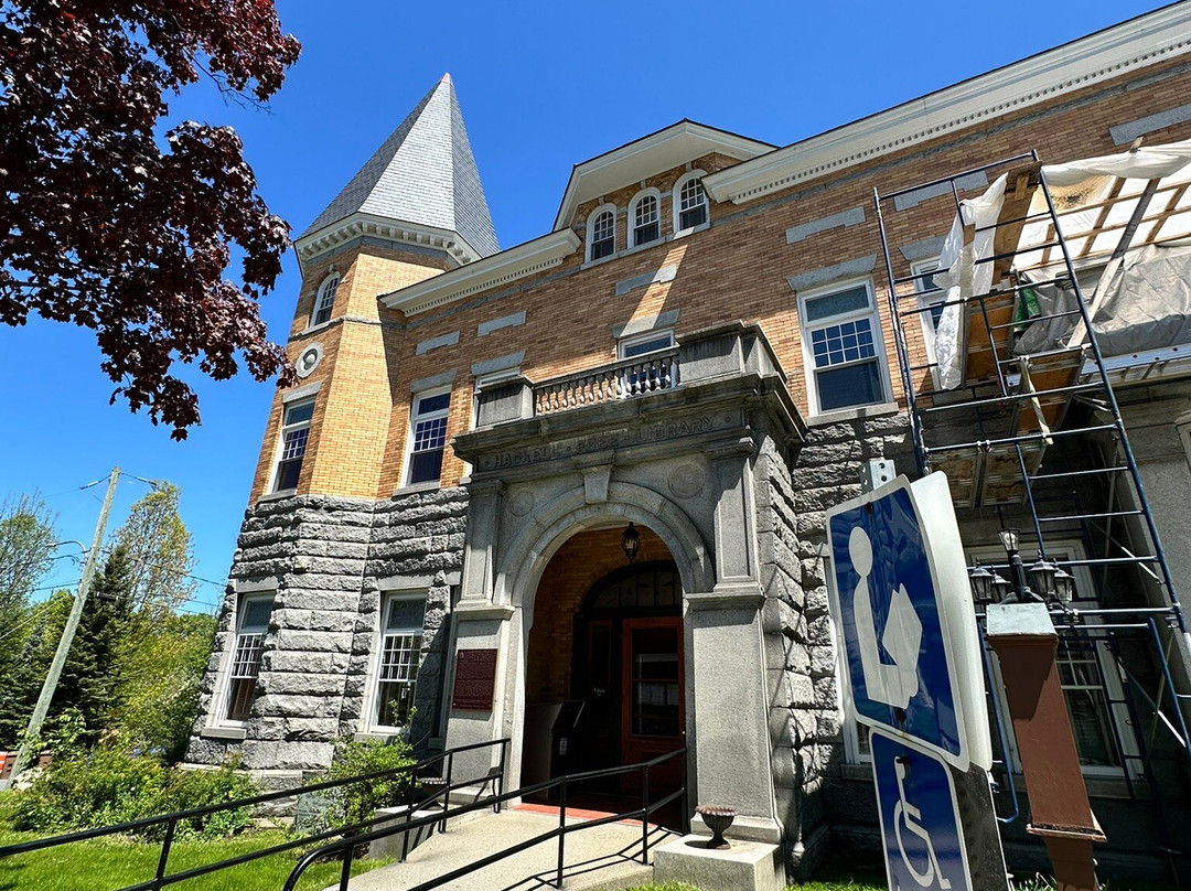 Haskell Free Library & Opera House-Derby Line必去景点