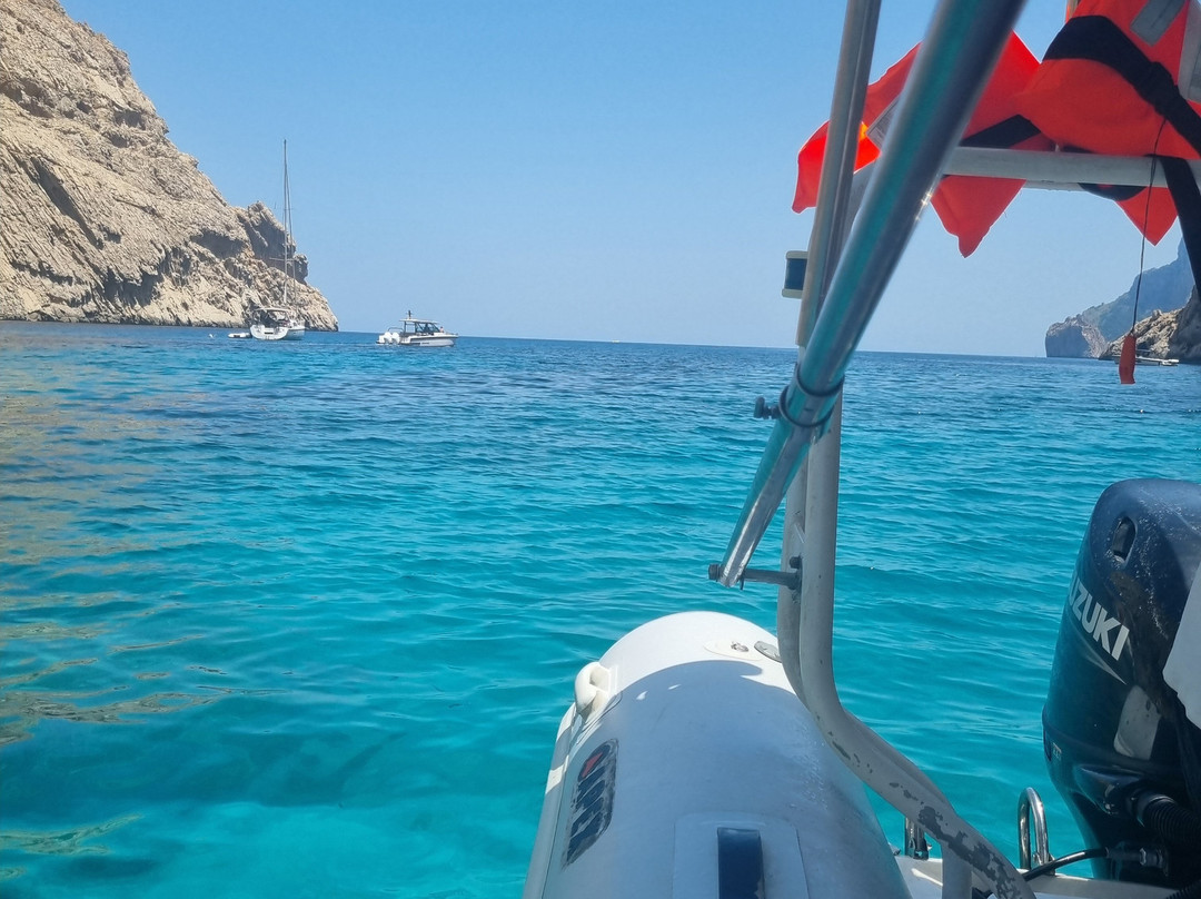 La Cala Boat Tours-Cala Sant Vicenc必去景点