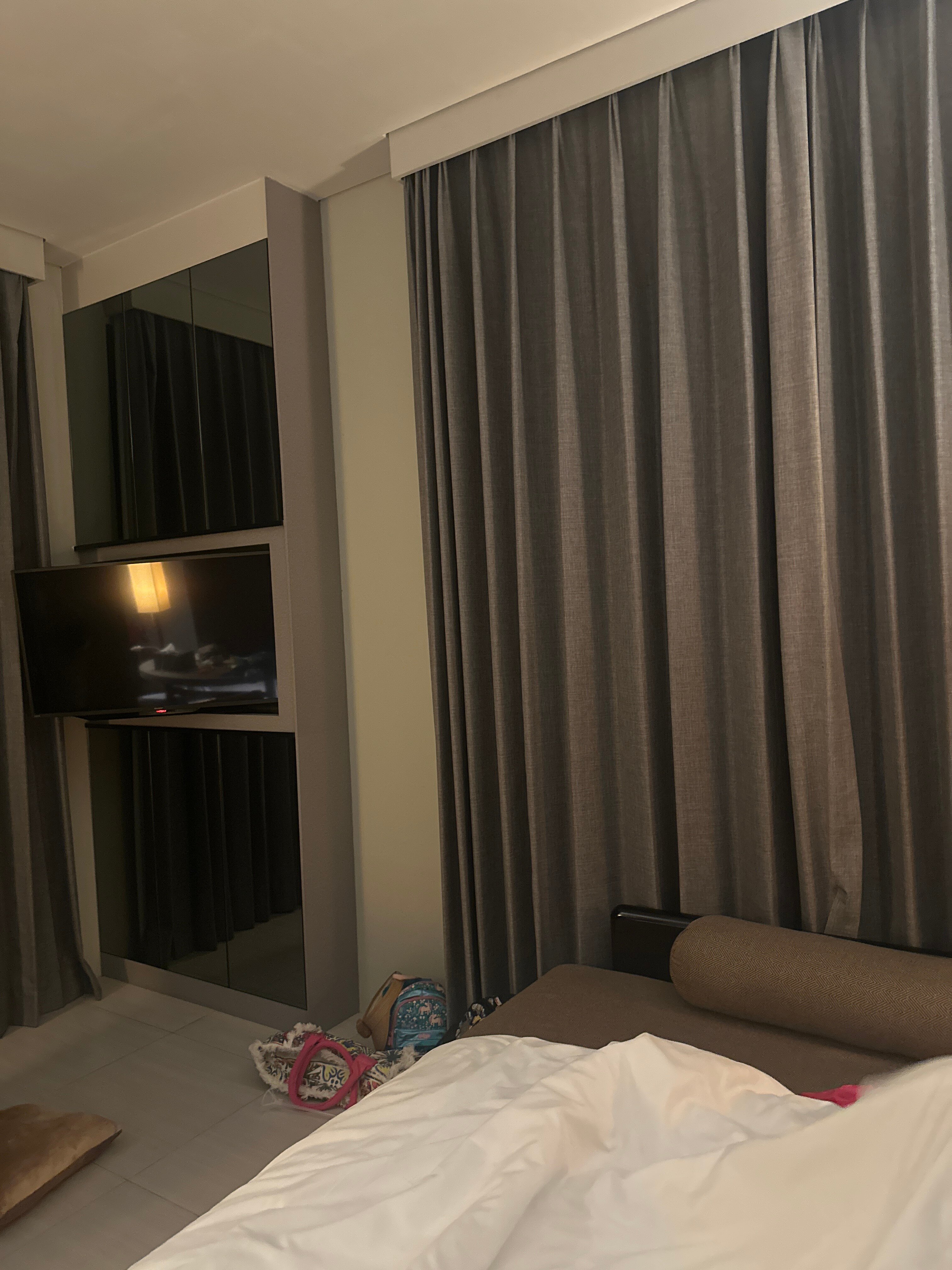 Whiz Luxe Hotel Spazio Surabaya-官方