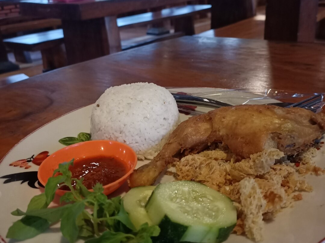Ayam Goreng Kampung Kasmo