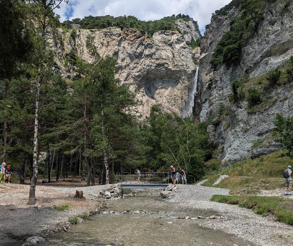 Cascade de Saint-Benoit-Avrieux必去景点