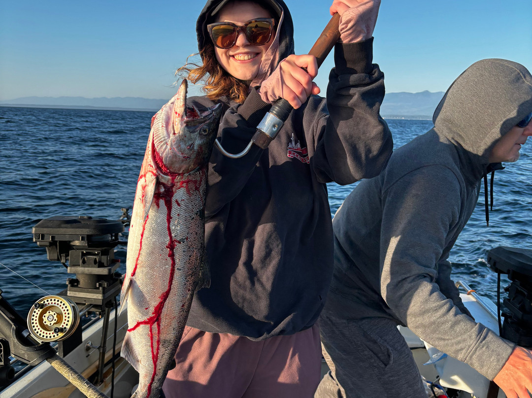 Fishing Storie Charters-坎贝尔里弗必去景点