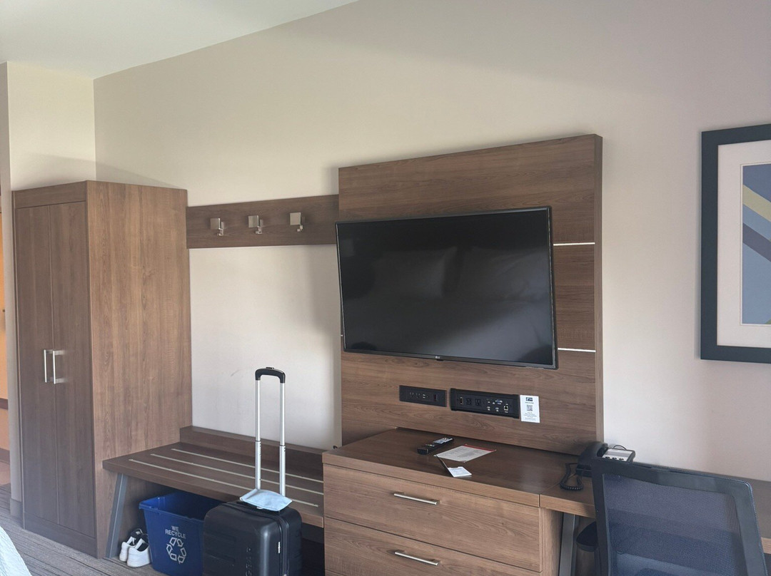 Holiday Inn Express & Suites Dieppe Airport By IHG主图