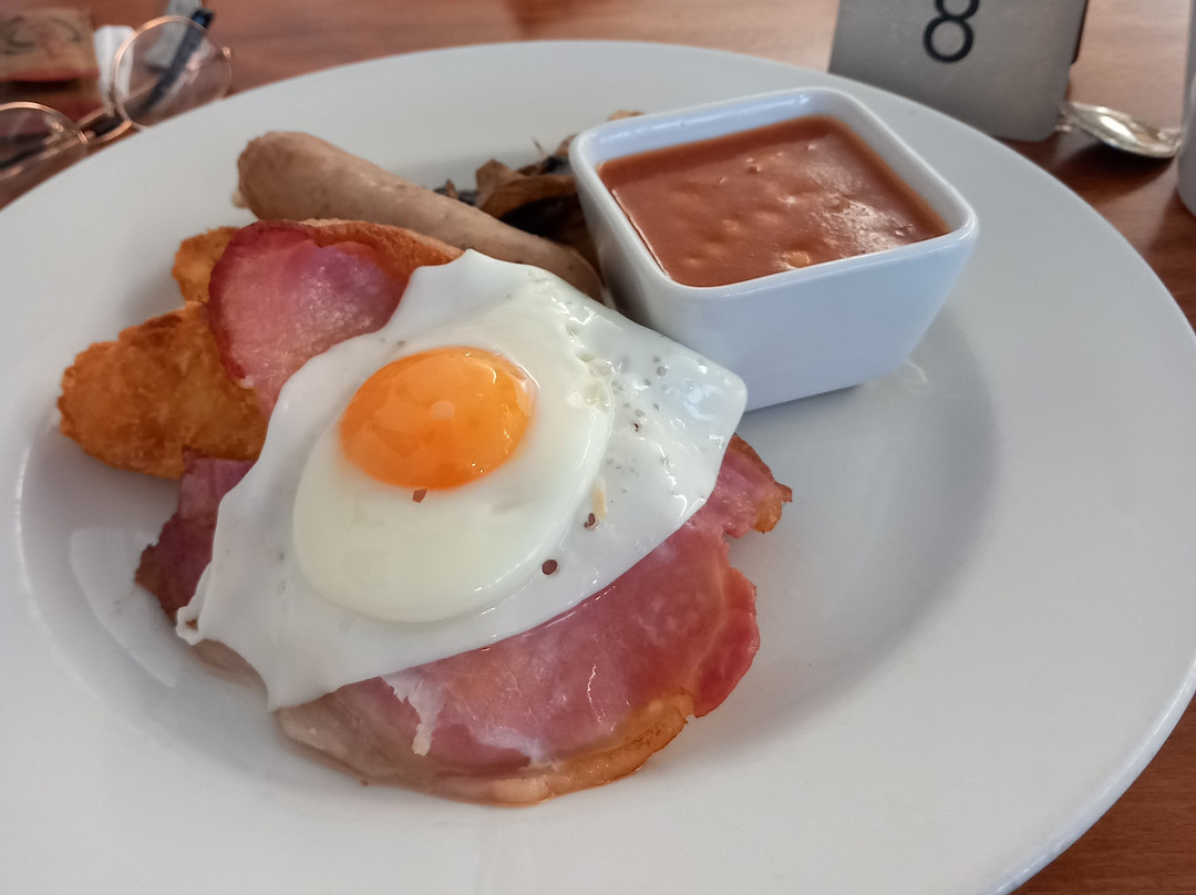 The Garrison Hotel主图