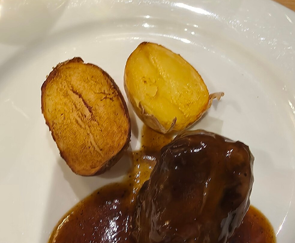 Draconerium Hotel主图