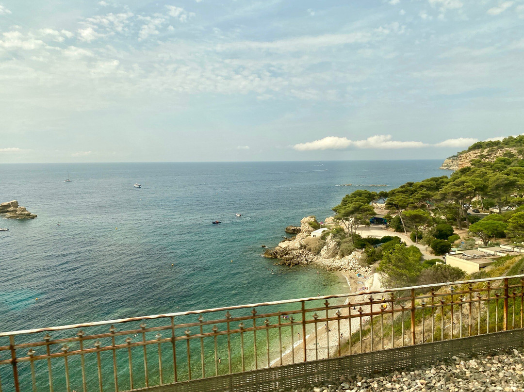 Calanque Des Eaux Salées