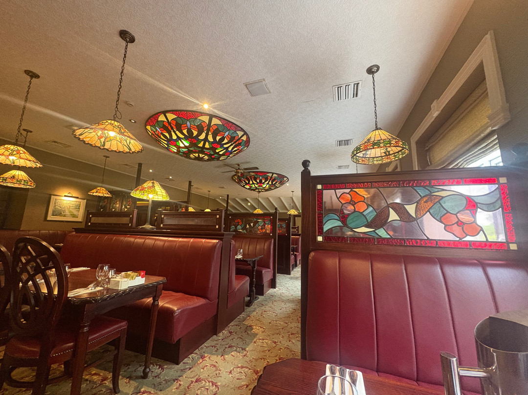 七棵橡树宾馆主图