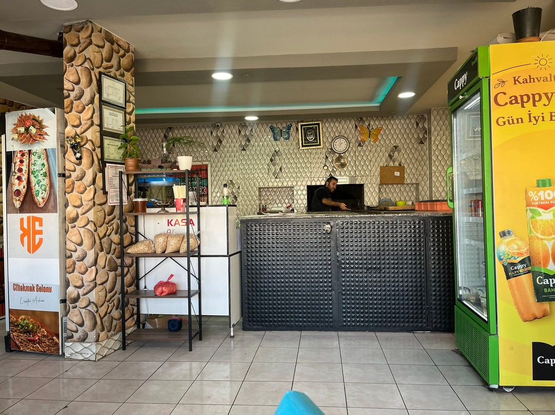 Baştaş Etliekmek Ve Lahmacun Salonu
