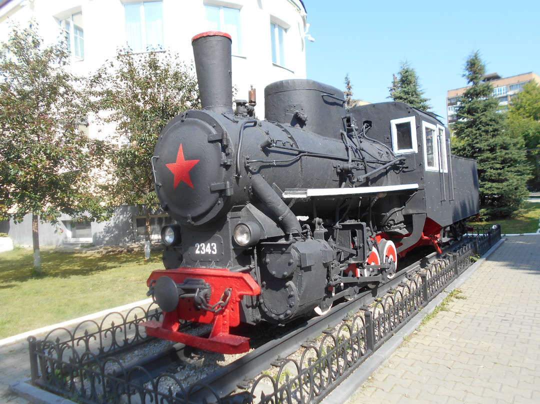 Monument to the First Steam Locomotive-叶卡捷琳堡必去景点