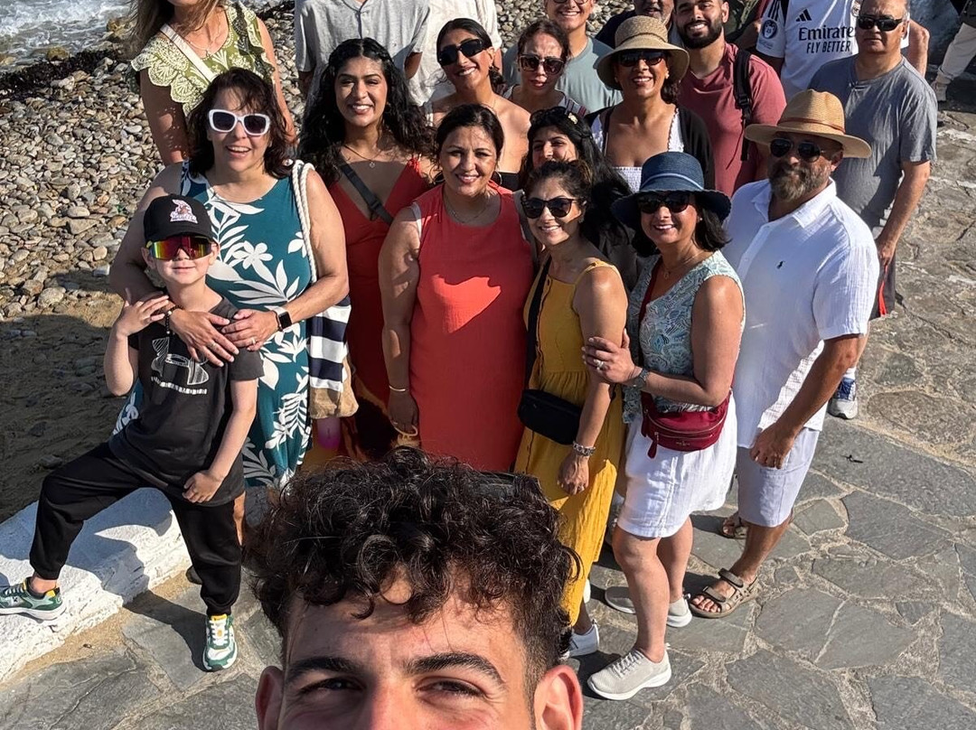 PRIVEON Bespoke Luxury Vacations | Tours & Transfers-米克诺斯镇必去景点