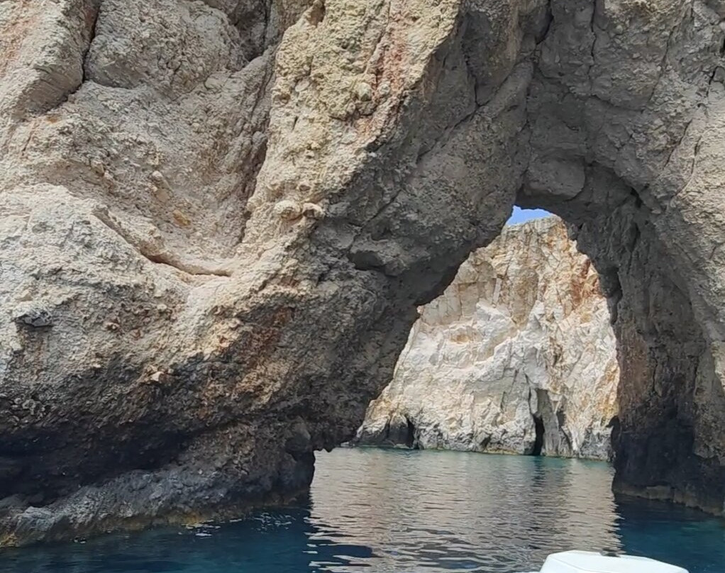 Serene Private Cruises-Tragaki必去景点