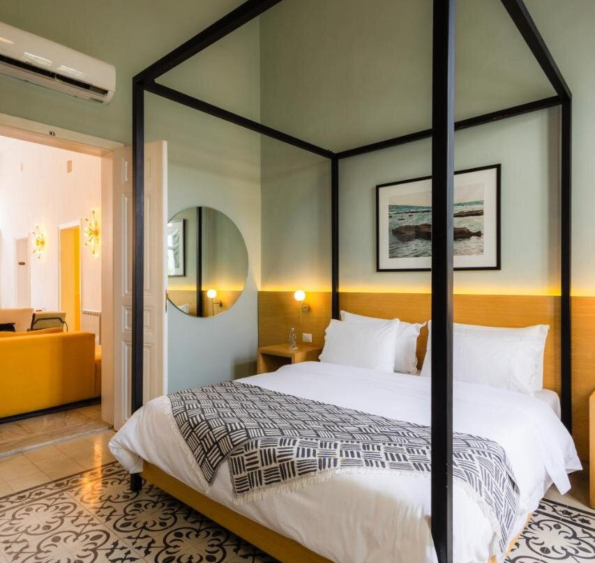 Breathe Hotel
