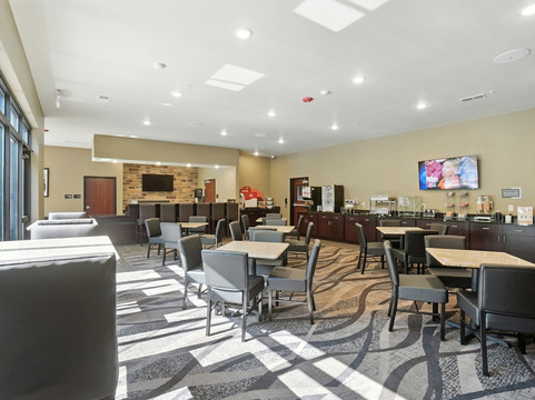 Cobblestone Hotel & Suites - Bellefontaine