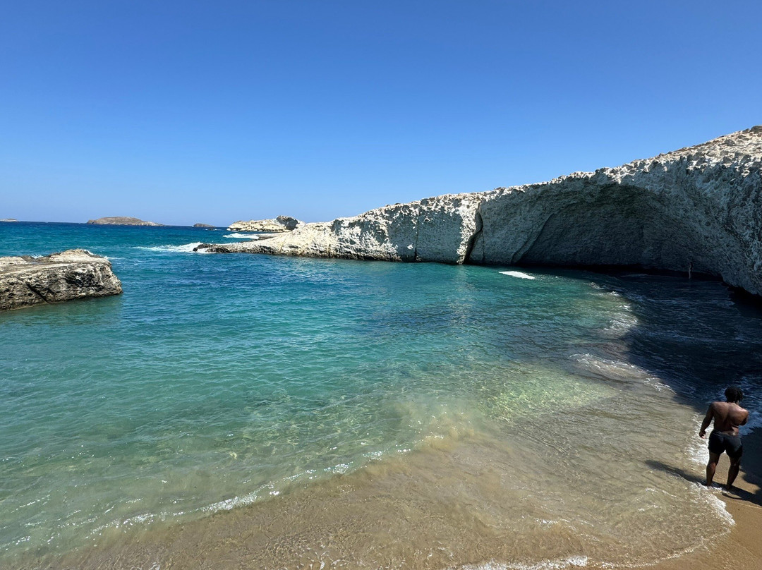 Alogomandra Beach-米洛斯岛必去景点