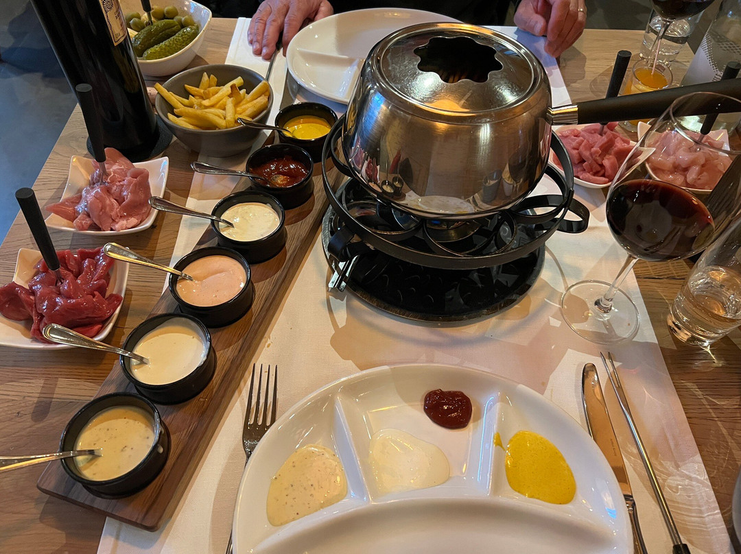 Adler Adelboden主图